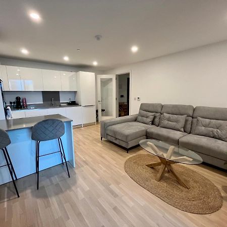 Modern Apartment With Spa And Pool Gibraltar Ngoại thất bức ảnh